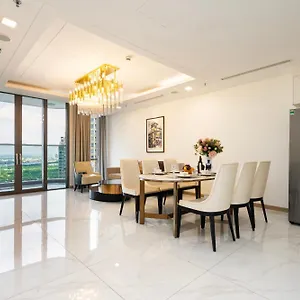 The Landmark 81 Resident Covent Garden Apartment